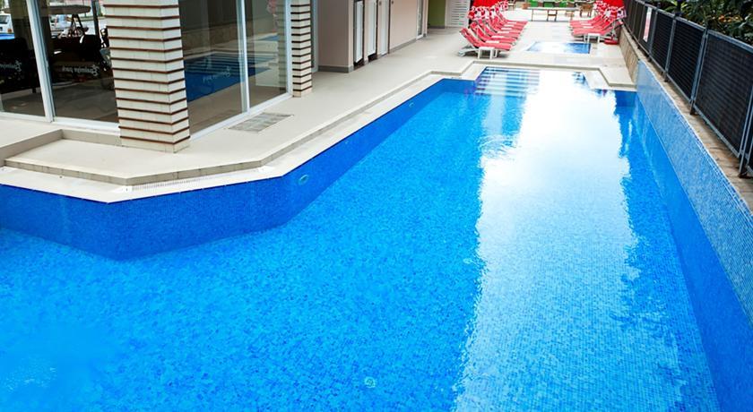 Royalisa City Apart Hotel 阿拉尼亚 外观 照片